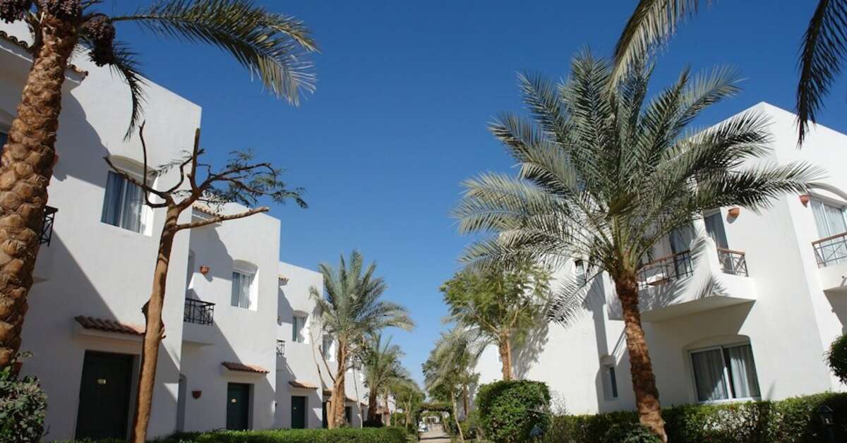 Een foto van de buitenkant van Jaz Fanara Resort & Residence