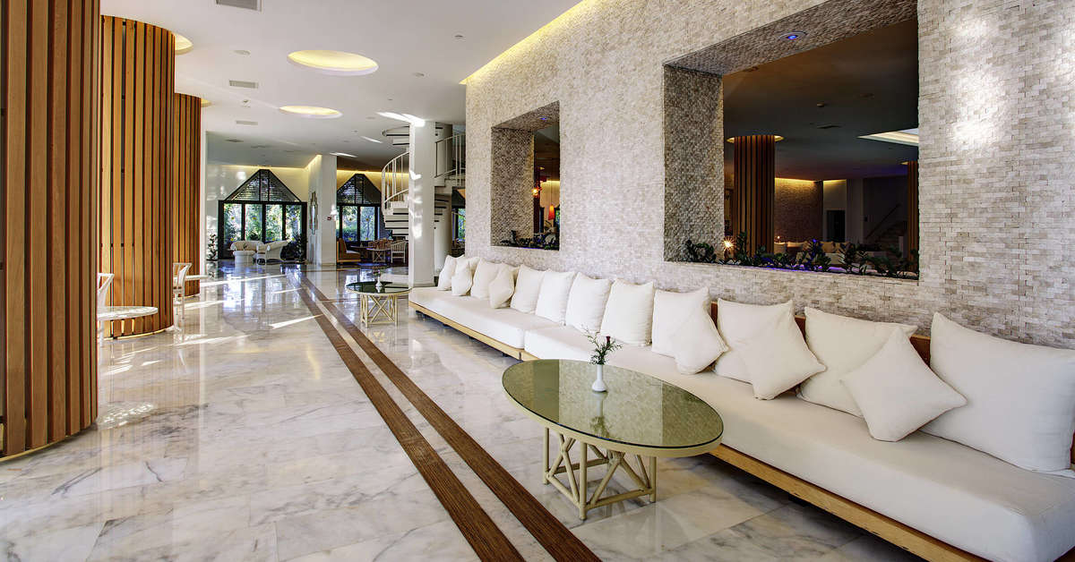 Een foto van het interieur van TUI Magic Life Sarigerme