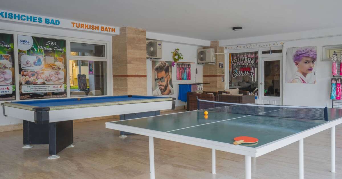 Ein Foto Sural Garden