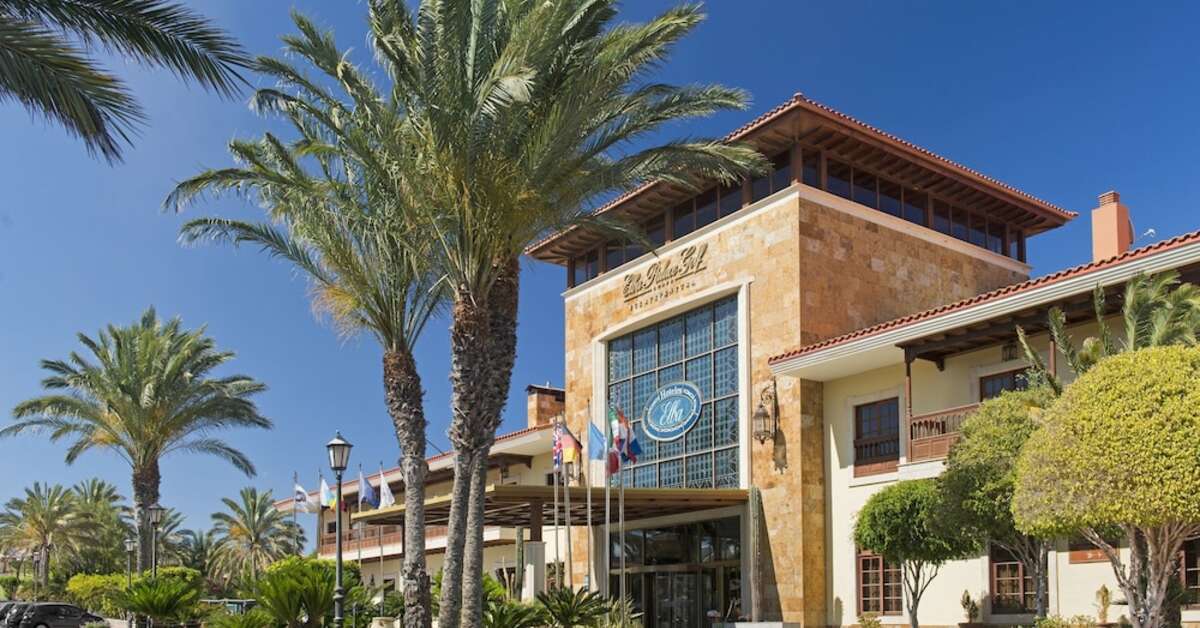 Een foto van de buitenkant van Elba Palace Golf Boutique Hotel