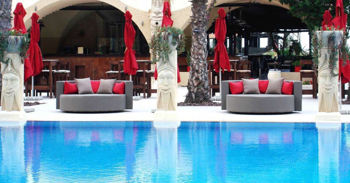 Een foto van het zwembad bij Hotel Africa Jade Thalasso