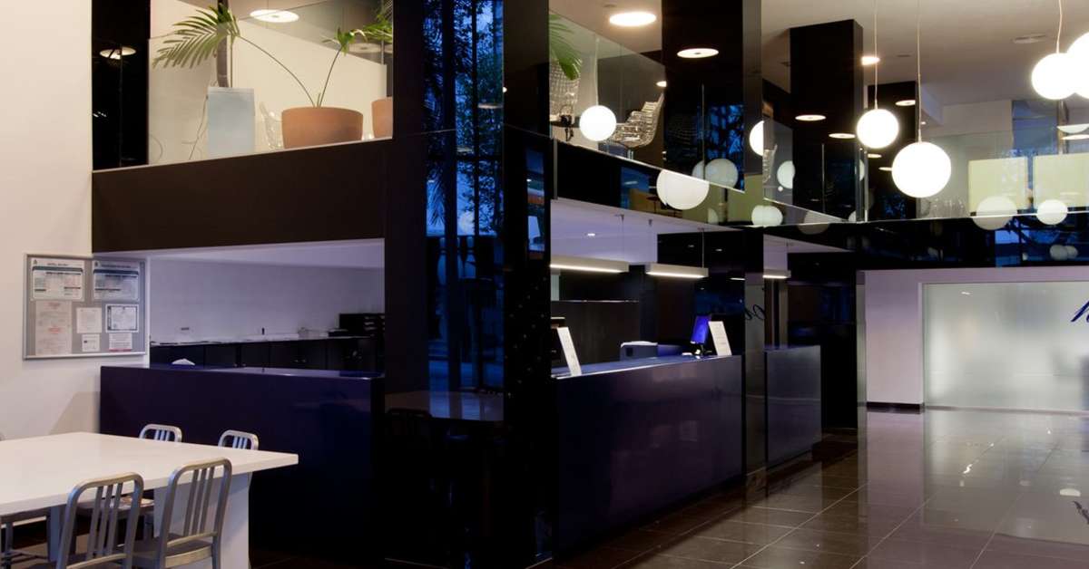 Een foto van het interieur van Climia Belroy Hotel