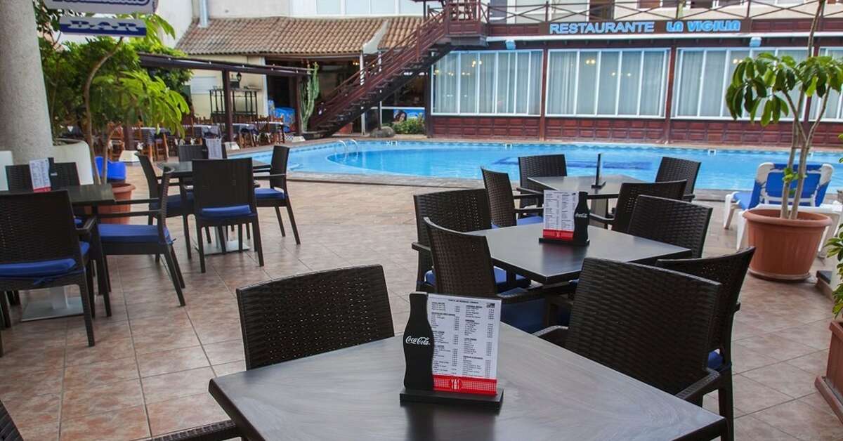 Een foto van het terras bij Vigilia Park