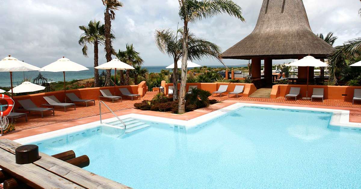 Een foto van het zwembad bij Royal Hideaway Sancti Petri