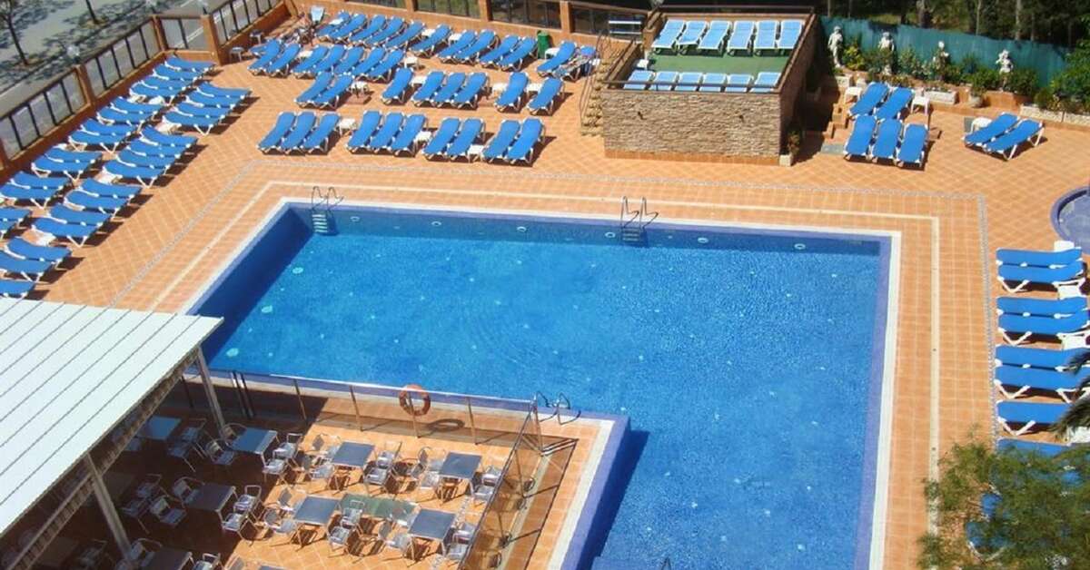 Een foto van het zwembad bij Hotel Univers