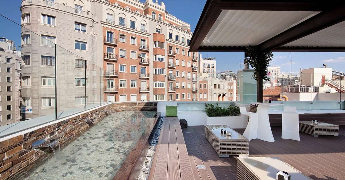 Een foto van het terras bij Hotel Mayorazgo