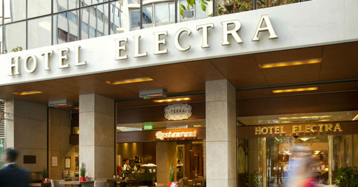 Een foto van de buitenkant van Electra Hotel Athens