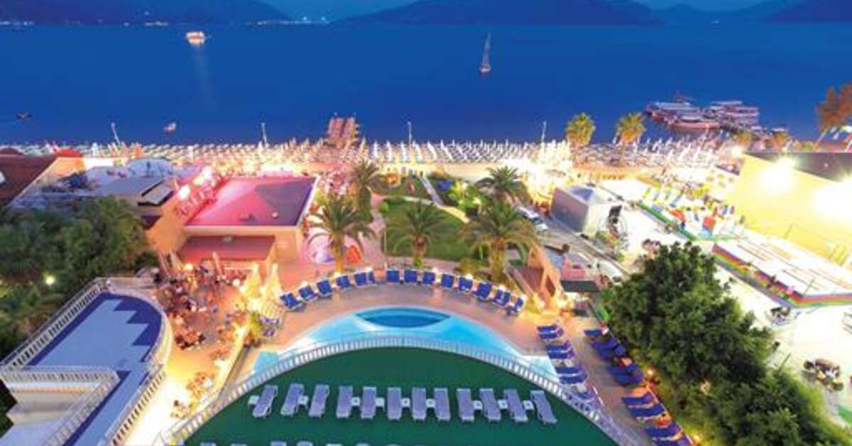 Een foto van de buitenkant van Premier Nergis Beach