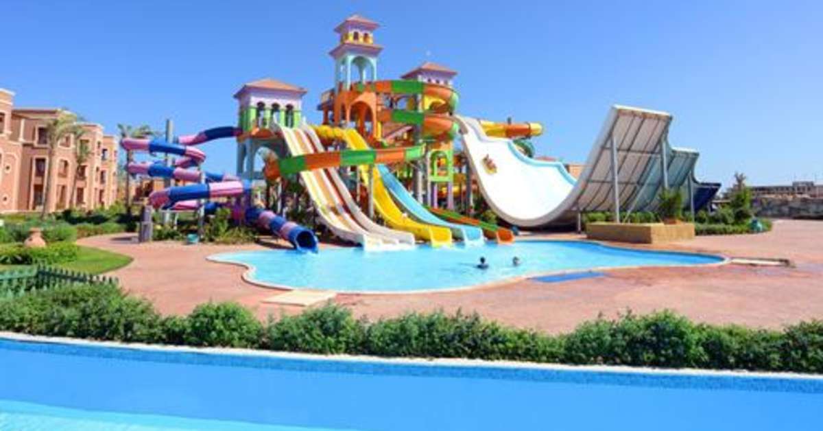 Een foto van het zwembad bij Charmillion Club Aquapark