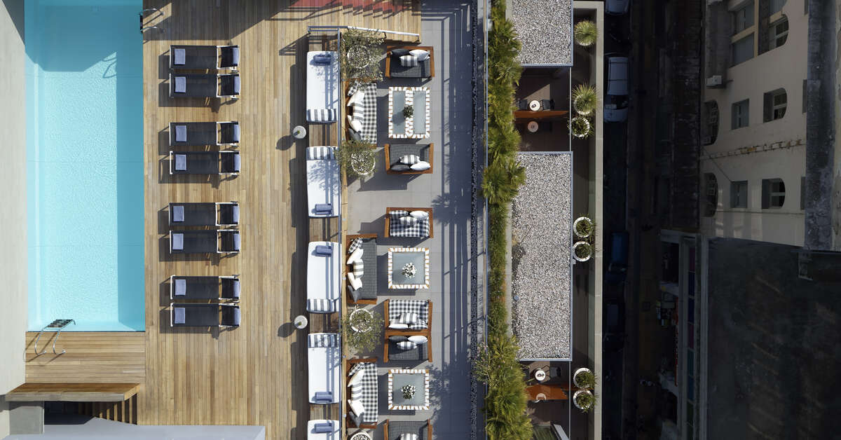 Een foto van het terras bij Fresh Hotel