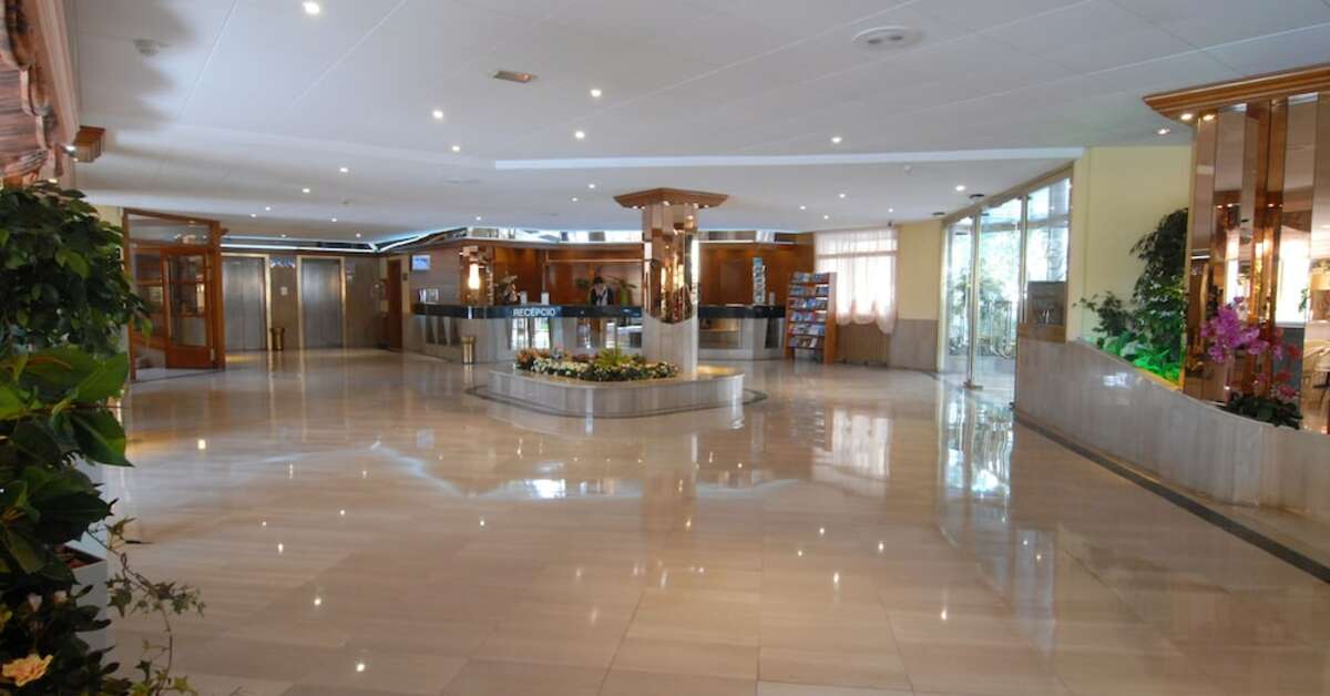 Een foto van het interieur van Hotel Beverly Park & Spa