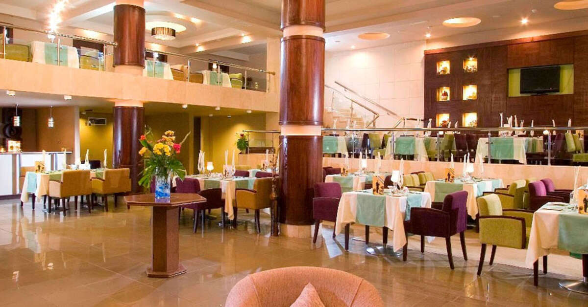 Een foto van Romance Regency Club