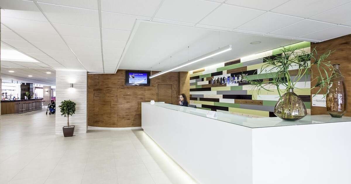 Een foto van het interieur van Best Oasis Park