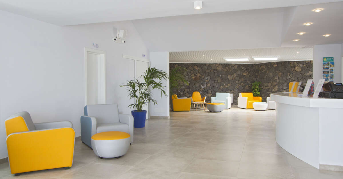 Een foto van het interieur van Aqua Suites