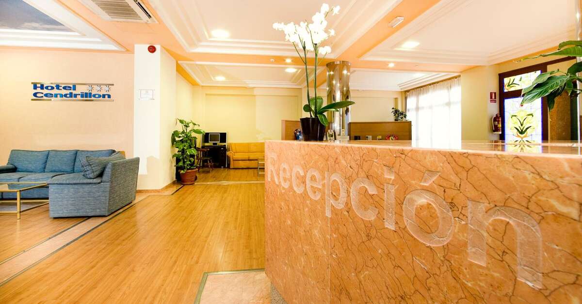 Een foto van het interieur van Hotel Monarque Cendrillon