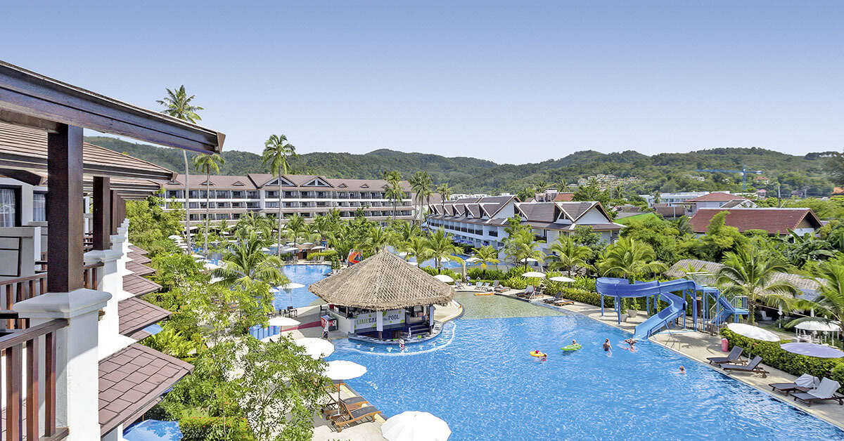 Een foto van het zwembad bij Sunwing Resort Kamala Beach