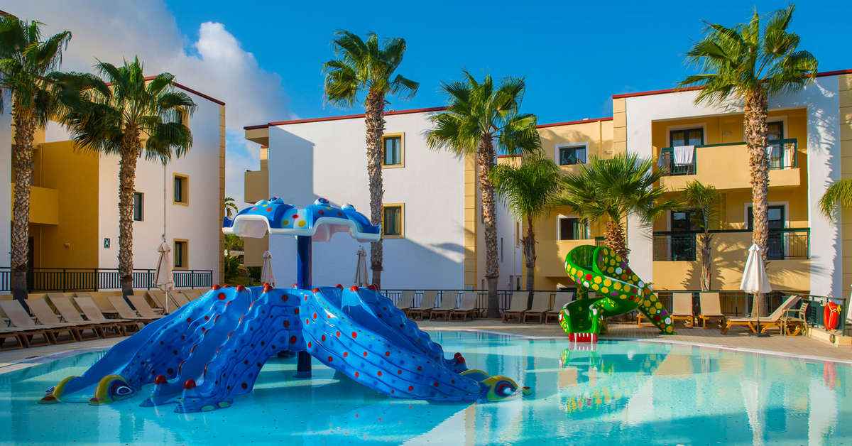 Een foto van het zwembad bij Gouves Water Park Holiday Resort