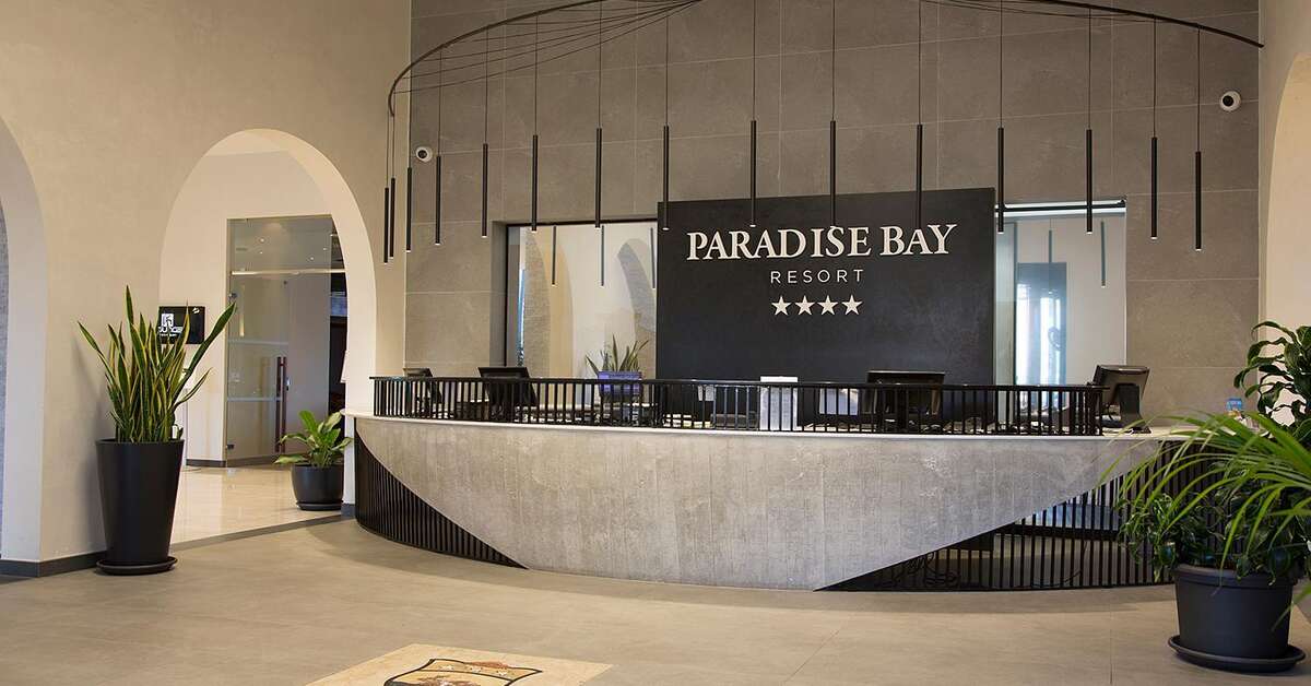 Een foto van het interieur van Paradise Bay Resort Hotel