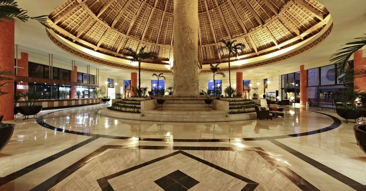 Een foto van het interieur van Grand Bahia Principe Tulum