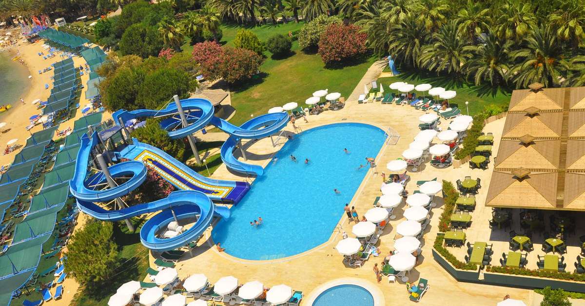 Een foto van het zwembad bij Özkaymak Select Resort Hotel