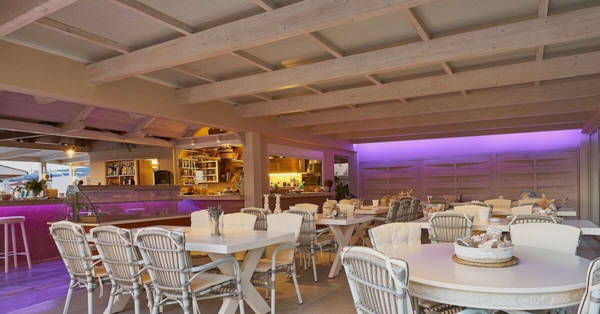 Ein Foto Golden Bay Hotel