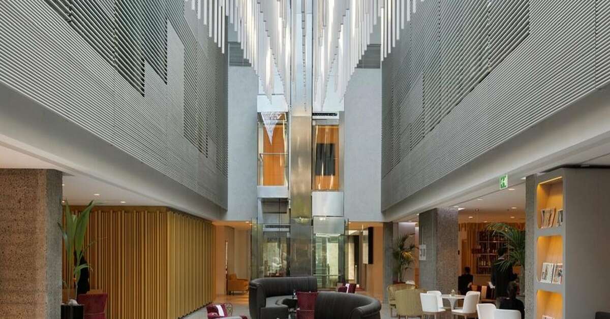 Een foto van NH Collection Madrid Eurobuilding