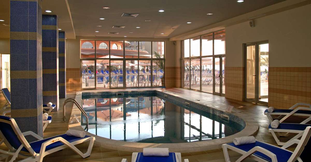 Een foto van het zwembad bij Sol Luna Bay All Inclusive