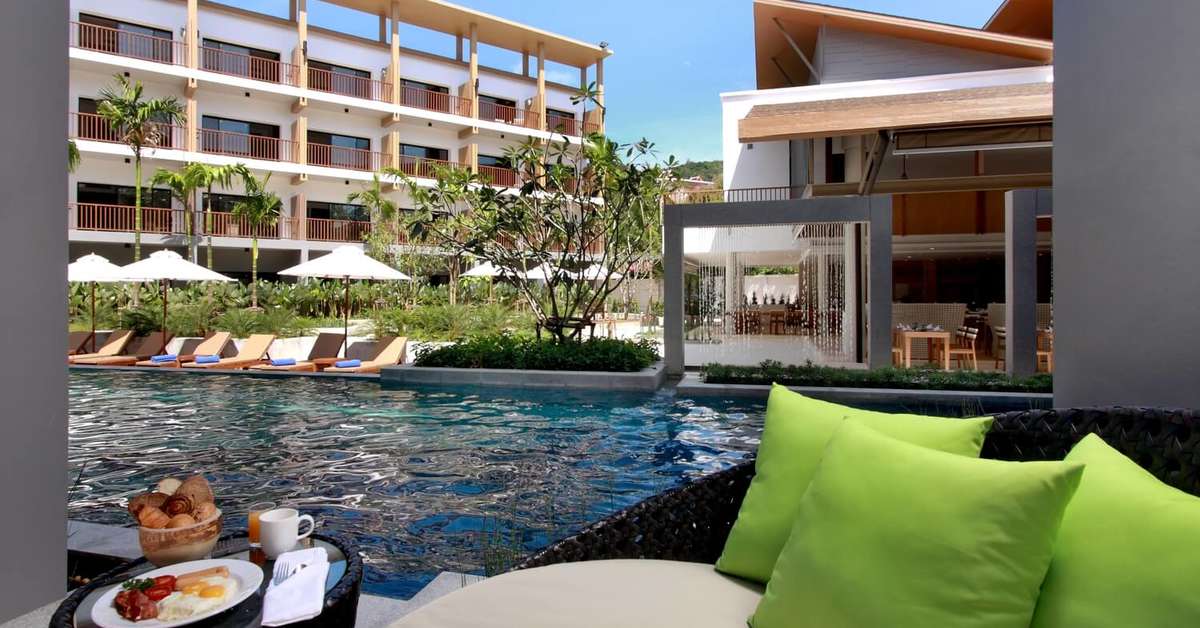 Een foto van het zwembad bij Deevana Plaza Krabi Aonang