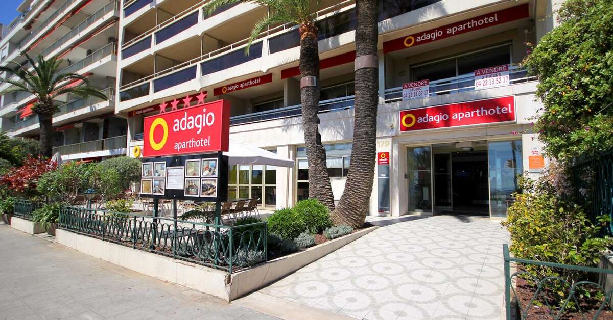 Een foto van de buitenkant van Aparthotel Adagio Nice Promenade des Anglais