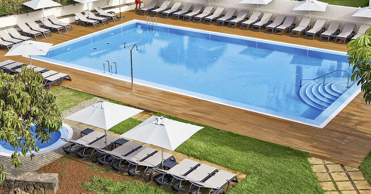 Een foto van het zwembad bij Hotel O7 Tenerife