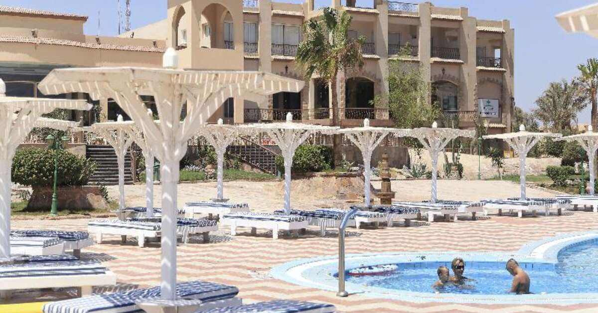 Een foto van het zwembad bij Acel Beach Resort