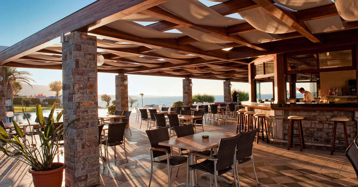 Ein Foto von den Einrichtungen im Ariadne Beach Hotel