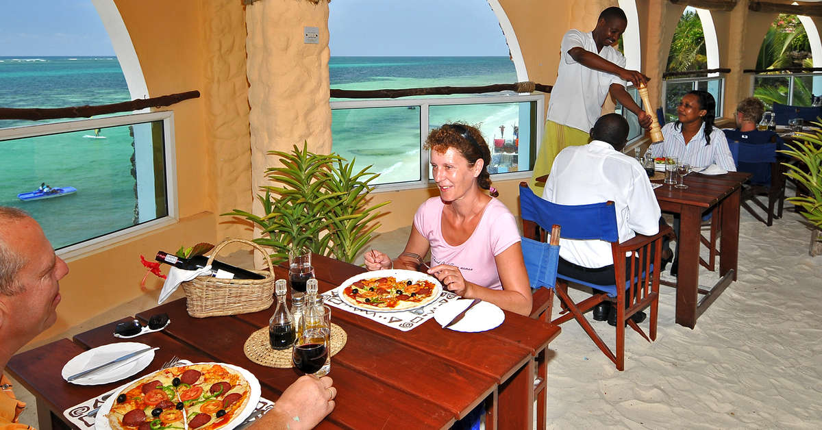 Ein Foto Bahari Beach Hotel