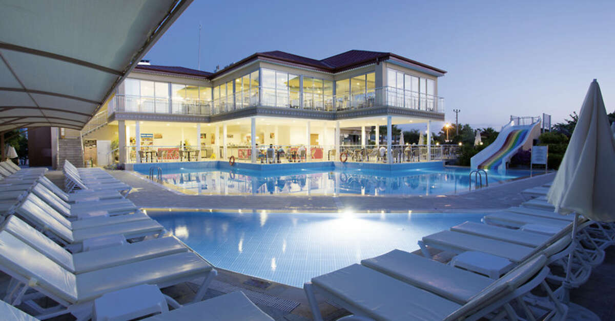 Ein Foto vom Pool im Sun Club Side