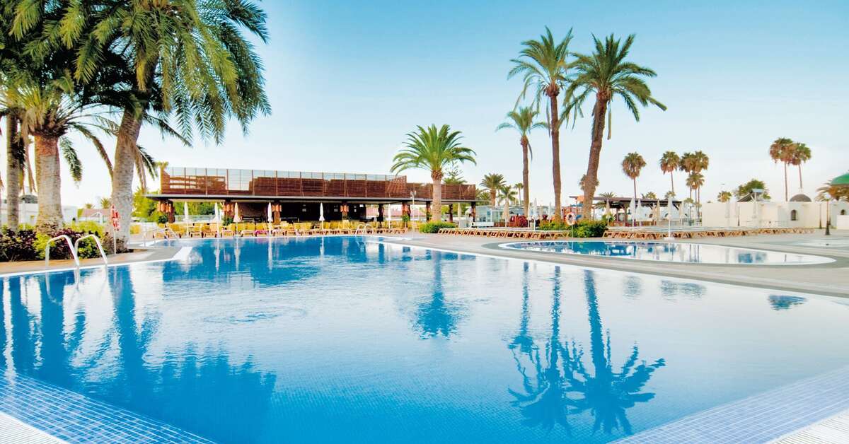 Een foto van het zwembad bij HD Parque Cristobal Gran Canaria