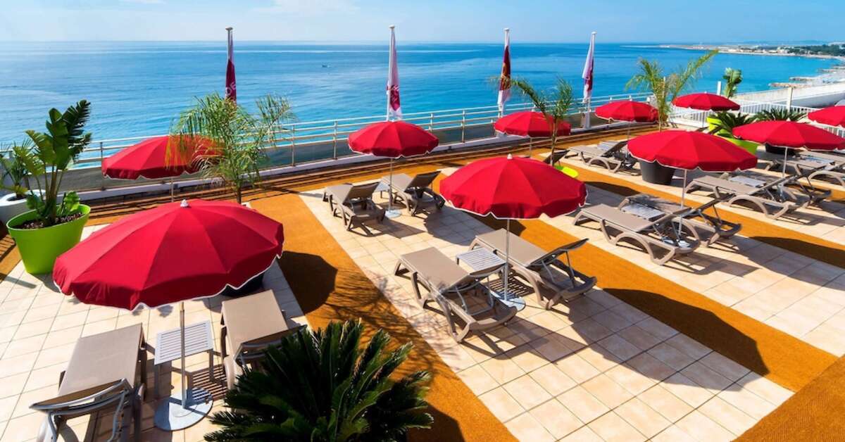 Een foto van het terras bij Aparthotel Adagio Nice Promenade des Anglais