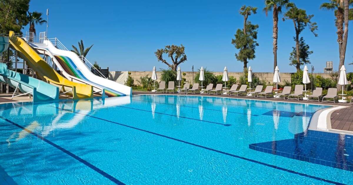 Een foto van het zwembad bij Grand Kaptan Hotel
