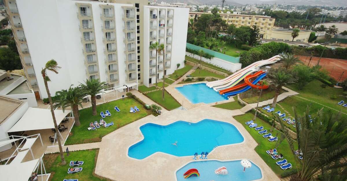 Een foto van het zwembad bij Kenzi Europa Hotel