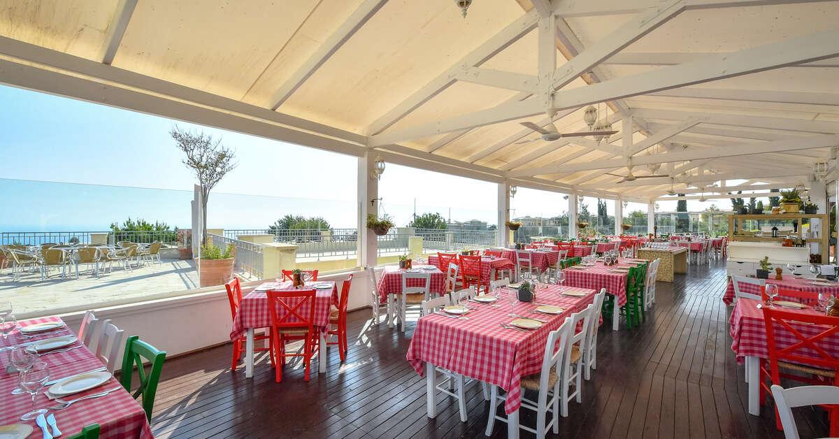 Een foto van Aphrodite Hills Rentals
