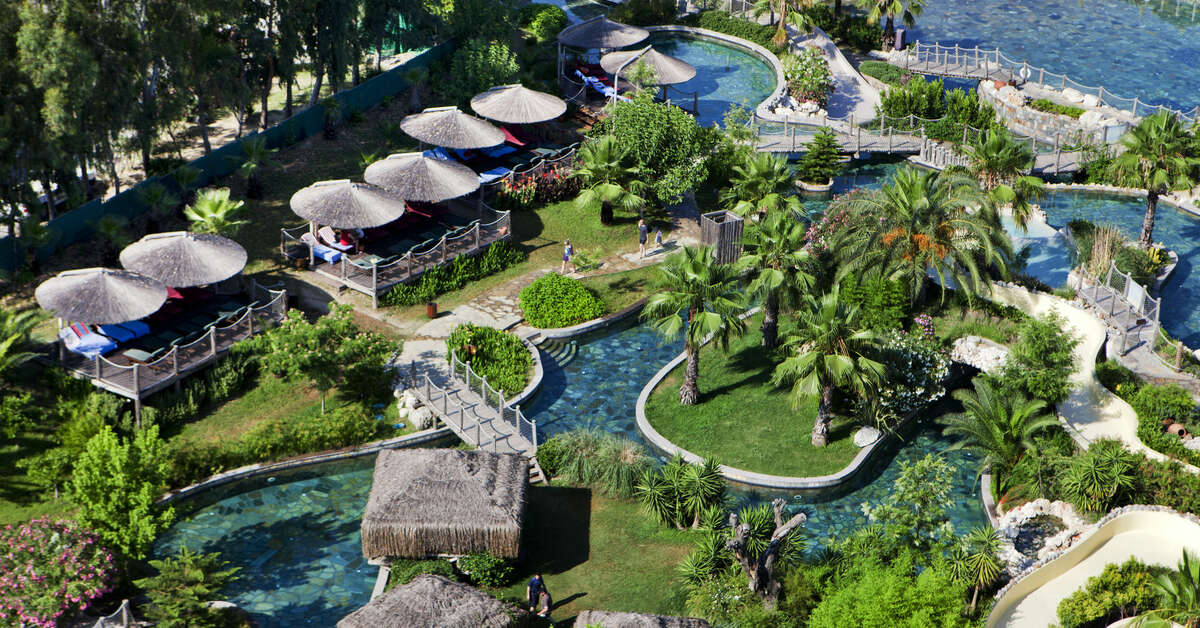 Ein Foto vom Pool im Club Grand Aqua