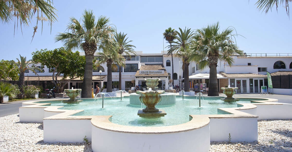 Een foto van Fergus Style Bahamas