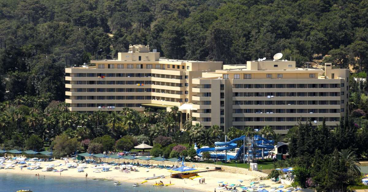 Een foto van de buitenkant van Özkaymak Incekum Hotel