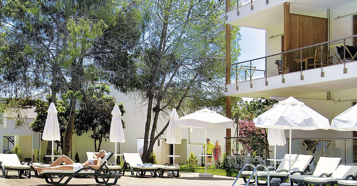 Ein Foto vom Pool im Club Kastalia Holiday Village