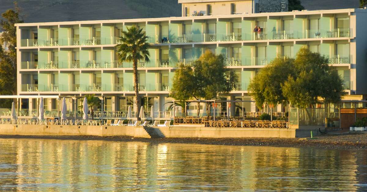Een foto van de buitenkant van Kos Aktis Art Hotel