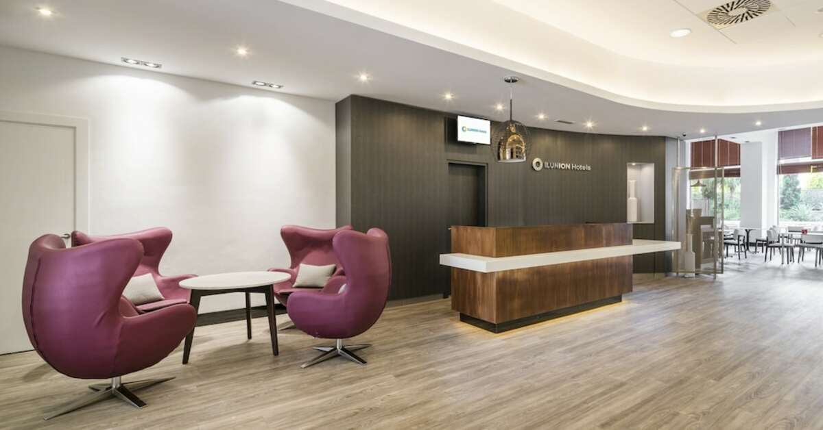 Een foto van het interieur van Hotel Ilunion Valencia 3