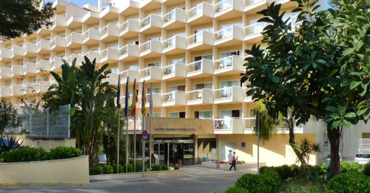 Een foto van de buitenkant van Ilunion Palmanova Mallorca