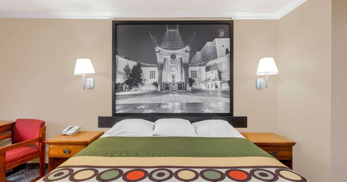 Een foto van Super 8 by Wyndham Los Angeles Downtown