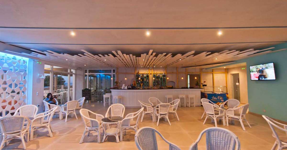 Een foto van de faciliteiten bij Irina Beach Aparthotel
