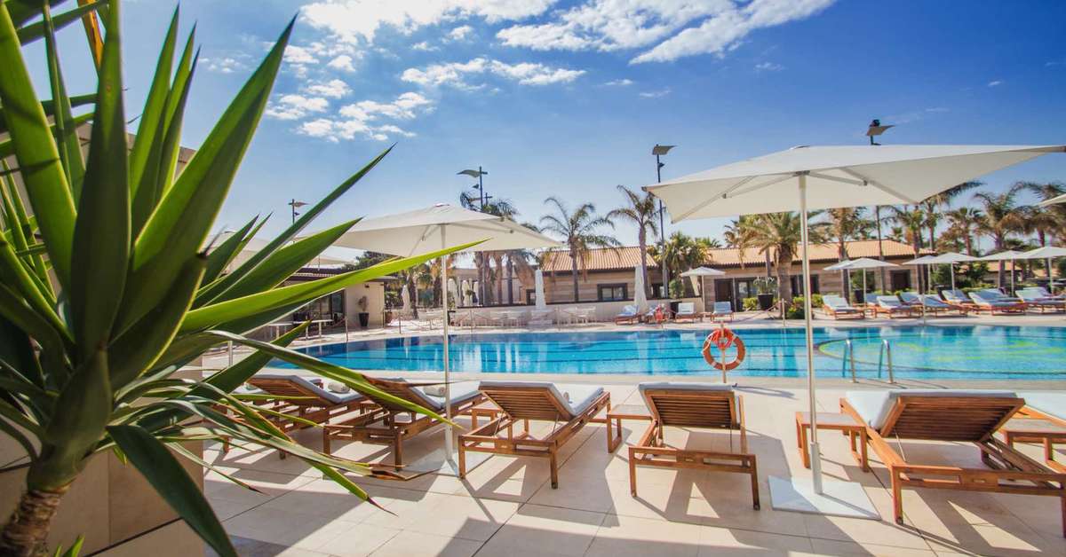 Een foto van het zwembad bij Grand Hotel Minareto