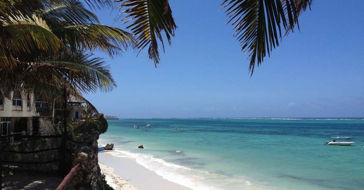 Ein Foto Bahari Beach Hotel